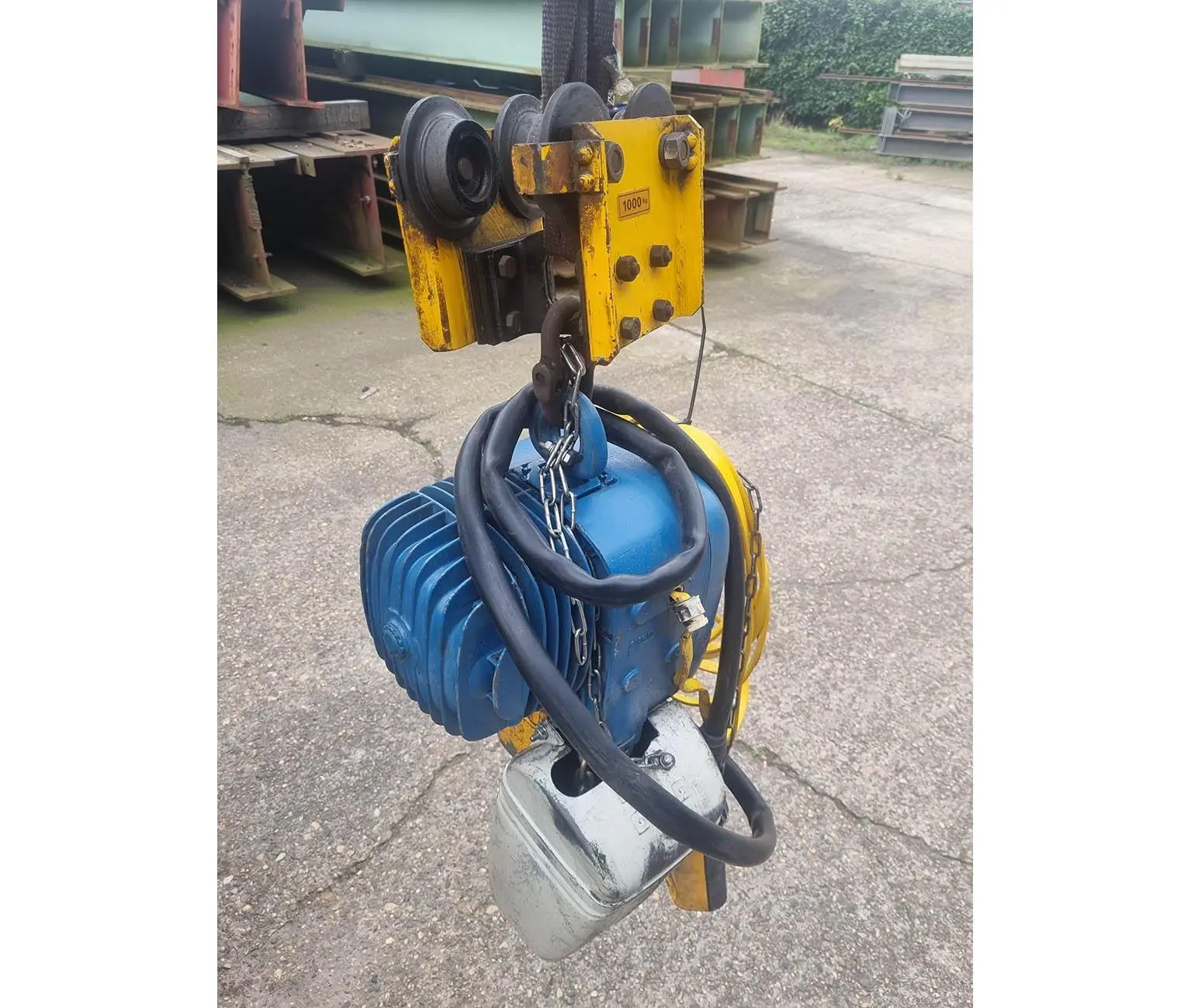 USED DEMAG ELECTRIC CHAIN HOIST 1000 KG