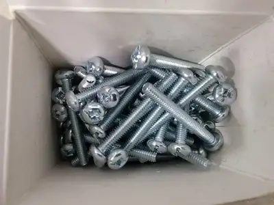 8-32 x 1" Round Combination Machine Screw (Box of 100)