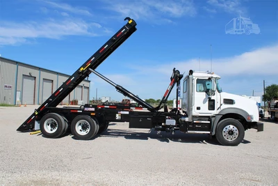 New | in-Stock 2025 MACK GRANITE 64BR Rolloff Trucks Texas US | Roll Off Truck World #1491919