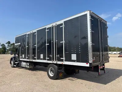 Used 2025 KENWORTH T380 Box trucks Florida US | Truck and Van Outlet #1509198