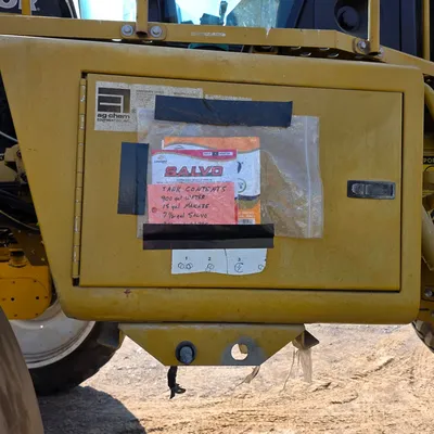 2005 AG-CHEM ROGATOR 1064 SPRAYER SELF PROPELLED | Iron Listing (17)