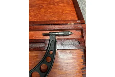 Used _UNKNOWN_ _UNKNOWN_ Micrometers California US | KD Auctions #1359402