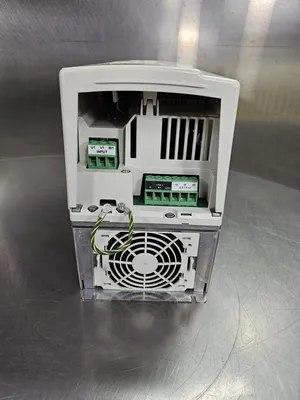 ABB ACS800-U1-0025-5+P901 ABB 34A 460V 25HP Drive Loc1C