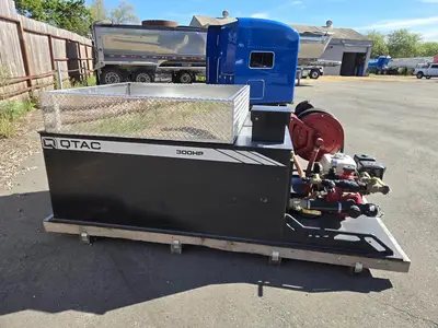 USED 2022 QTAC 300