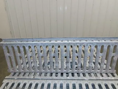 Interlake 9"x 30" Galvanized Steel Slotted Pallet Racking Deck 34"D Rack 100pcs