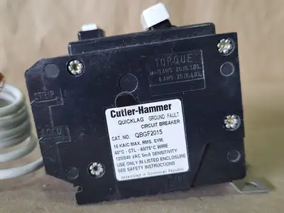 NEW CUTLER-HAMMER QBGF2015