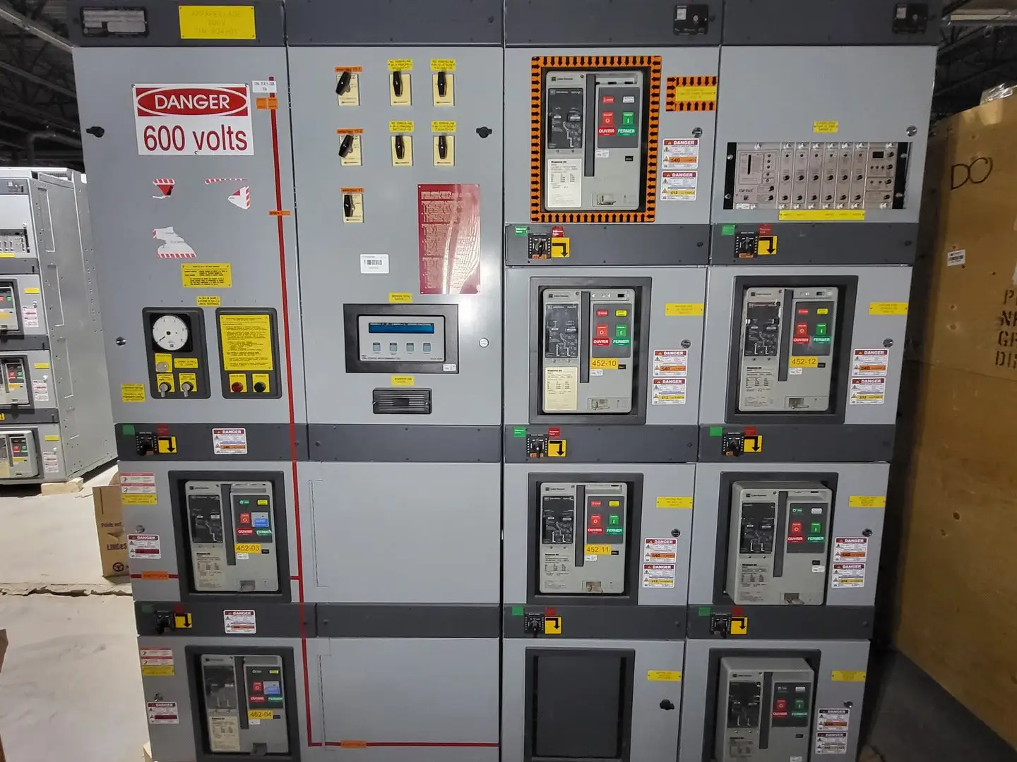 Low Voltage PDC / Switchgear Section, (2) 4000A, (5) 1200A, (1) 800A Magnum DS Breakers, 600V 3PH