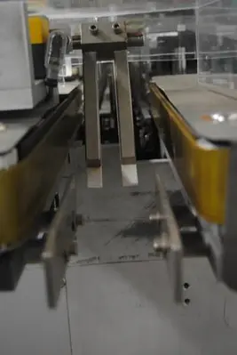 Uhlmann model C100 Cartoner with blister feed