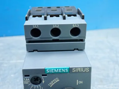 NEW SIEMENS 3RV20111AA10