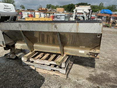 Used SNO-WAY RVB2000 STAINLESS STEEL 2 CUBIC YARDS SALT SPREADER Dry Spreaders Michigan US | Miedema Asset Management Group #1321218