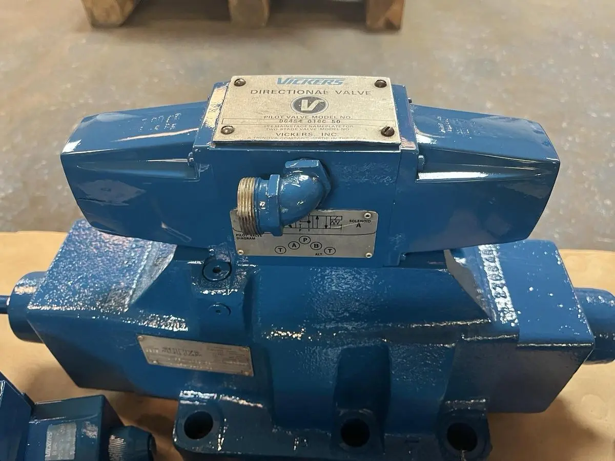 USED VICKERS DG5S4-10-2C-53