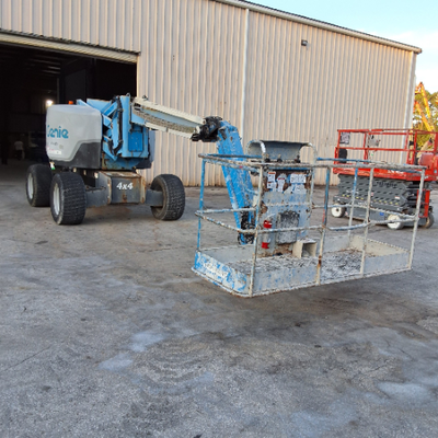 USED 2015 Genie Z-62/40