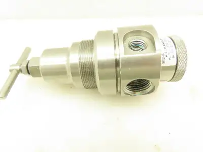 Wilkerson 2KEH6 General Purpose Air Regulator 1/2" NPT 80 cfm Max Flow Pneumatic