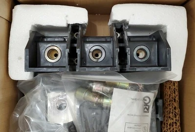 NEW Merlin Gerin 36698