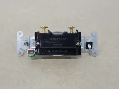 NEW HUBBELL, INC. CS120W