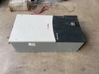 Allen Bradley 20BD180A3ANNAND0 SERIES B POWERFLEX 700 DRIVE VFD 150 HP S-151A