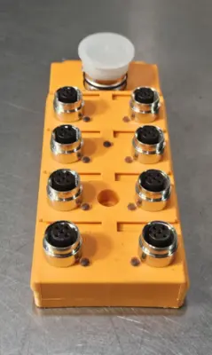 Lumberg ASBS 8/LED 5-4 Actuator Sensor Box (BIN744)