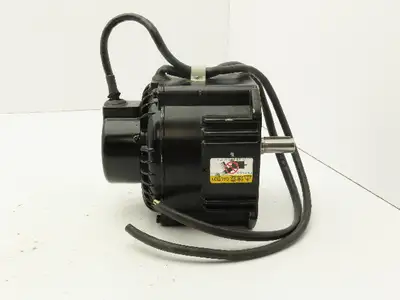 Nachi-Fujikoshi TS4144N11E36 AC Servo Motor 3000 RPM 200V 1100W 5/8" Shaft