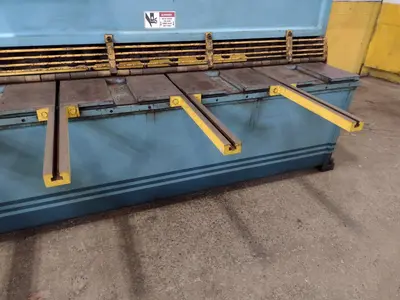8' x 1/4" MASTER-FAB MODEL #SSB250-8 HYDRAULIC SHEAR: STOCK #18844
