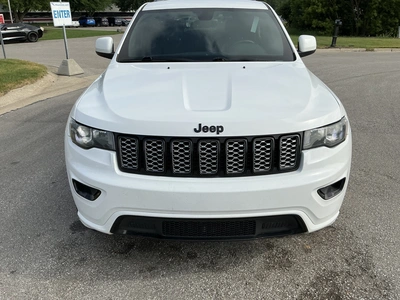 USED 2018 JEEP GRAND CHEROKEE