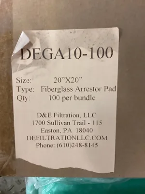 D&E Filtration DEGA10-100 20″ X 20″ Fiberglass Arrestor Pad -NIB of 100