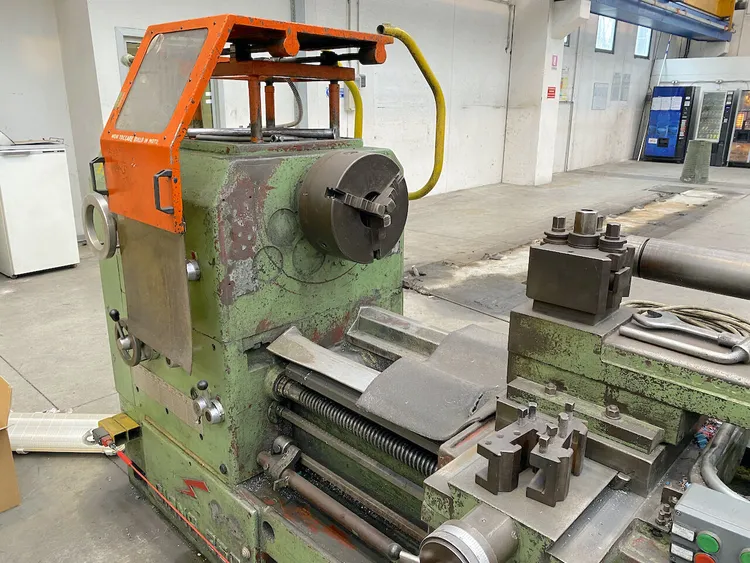 Used GIANA TG350 Engine Lathes IT | Gamba Macchine Srl #1281190