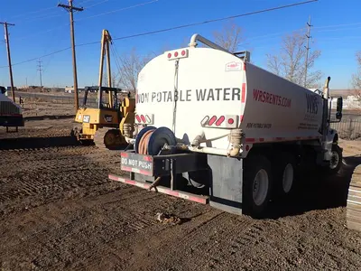 USED 2019 Freightliner M2 106