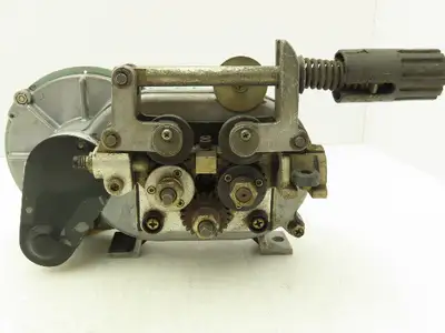 Yaskawa Electric PMEE-12CBB Welder Wire Motor Feeder 24V Size 1.0 Rollers *READ*