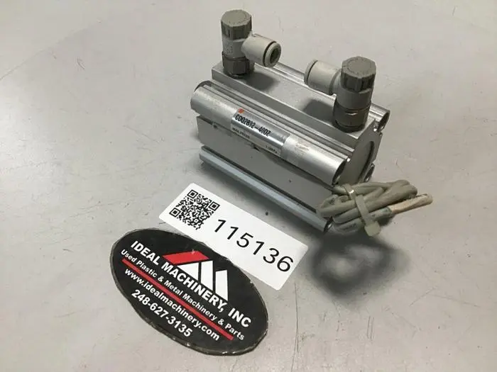 Used SMC CDQ2B32-40DZ Cylinders Michigan US | Ideal Machinery #586083