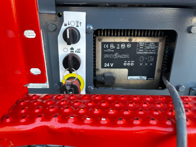 USED 2019 Skyjack SJ3219