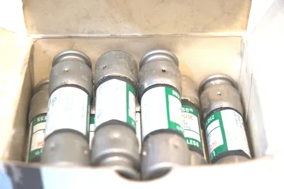 8 NEW LITTELFUSE FLN-R-2 FUSES FLNR2