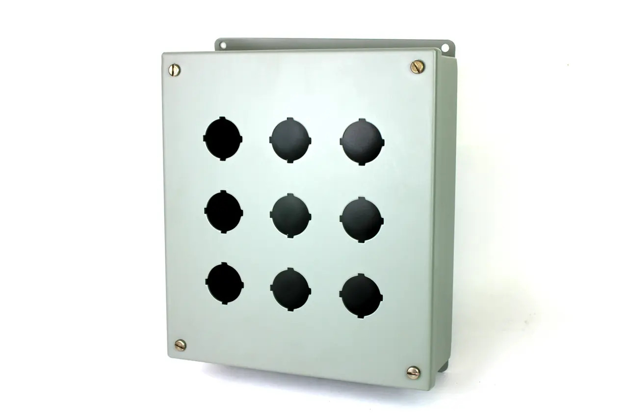 NEW HAMMOND MANUFACTURING 1435K