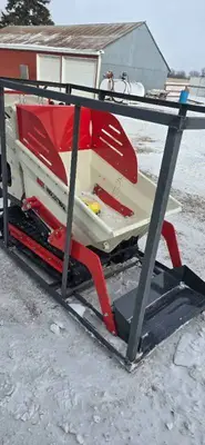 AGT Stand-On Self-Loading Crawler Dumper (QHT500FL)