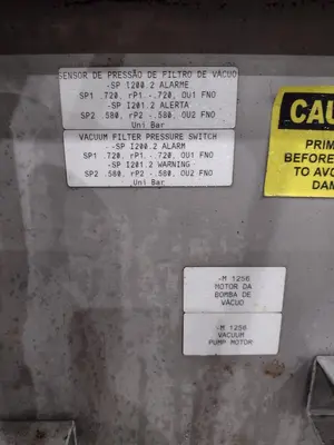 CRYSTAL FILTRATION CONTINUOUS FILTER COOLANT SYSTEM, WITH DRAG-OUT CONVEYOR : YOBRO #25069