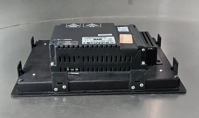 Uticor AVG Q2 100G-UQ10T2R1. Panel Operator Interface. Loc 2D