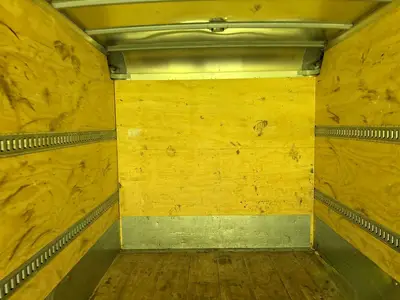 Used 2024 ISUZU NPR HD Box trucks Florida US | Truck and Van Outlet #1509183