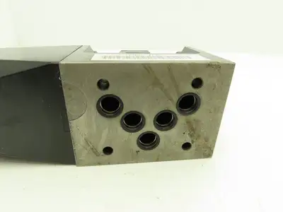 Tokimec DG4VS-5-0A-M-P7L-H-7-40-JA6 Hydraulic Directional Solenoid Valve 24VDC