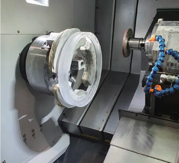 Silicon Carbide, Quarts and Ceramic Machining & Grinding Centers