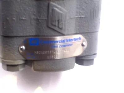 NEW COMMERCIAL INTERTECH M30A897SPLAB07-30 HYDRAULIC MOTOR M30A897SPLAB0730