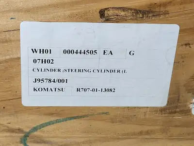 Used 2009 KOMATSU R707-01-13082 Parts British Columbia CA | Lenmark #271775