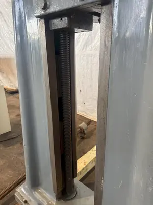 USED GIDDINGS & LEWIS 300-T
