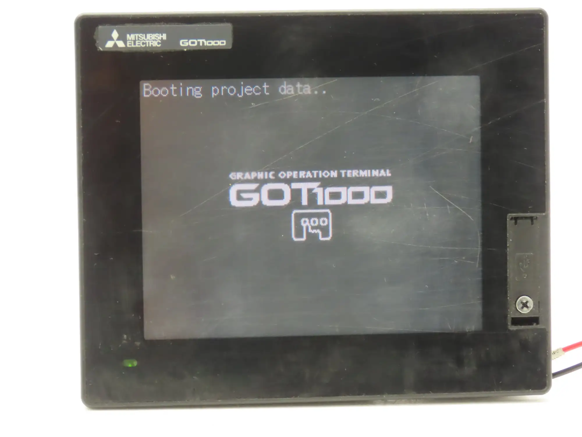 Mitsubishi GT1455QTBD 5.7" VGA Color Touch Panel 320x240p 24vdc Graphic Terminal