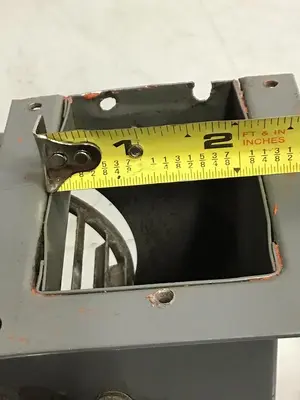 USED DAYTON 4C446