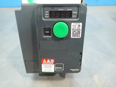 Used SCHNEIDER ELECTRIC ATV320U07S6C Variable Speed Drives Ohio US | HGR 24 #1006627