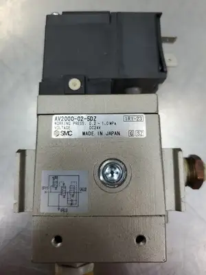 SMC AV2000-02-5DZ Solenoid Valve, 0.2~1.0MPa, 24VDC. 6E-12