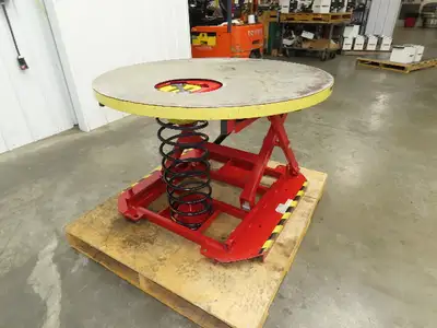 Southworth PP360-R4 Pallet Level Loader 43-3/4" Round Top 28" Lift Height