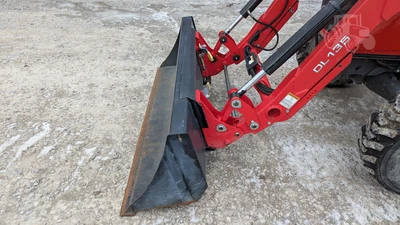 USED 2019 MASSEY FERGUSON 1750M