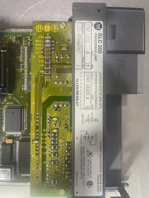 Allen-Bradley 1747-L532 Ser B PROC REV 2 w/1747-OS300 Ser A FRN 4 Processor @2C
