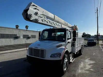 Used 2016 FREIGHTLINER M2 106 Tractors & Trailers Florida US | Truck and Van Outlet #1506256