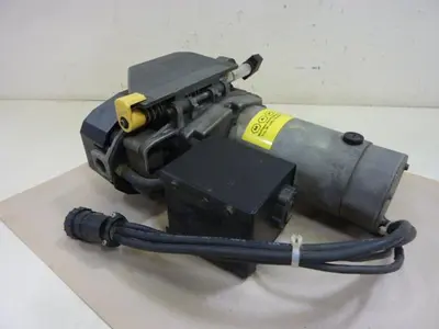 USED ELECTRIC STATURE 5076-011